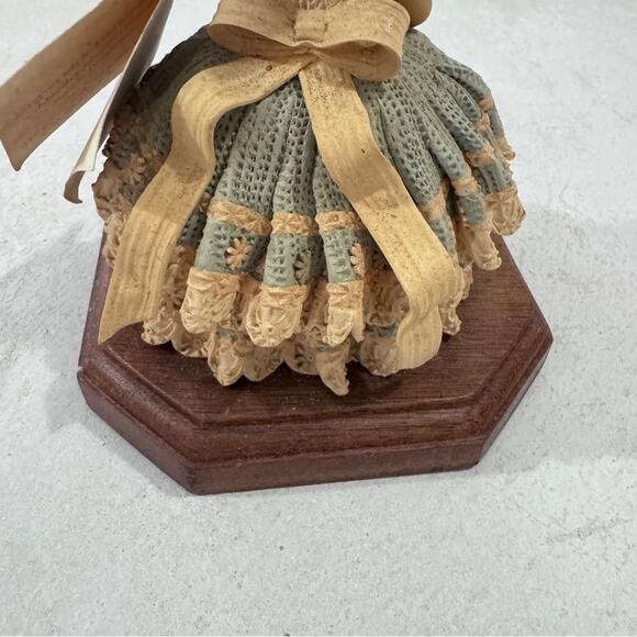 Vtg Gifina Faceless handmade Doll made in Dominican Republic with Porcelanicron - Picture 5 of 8